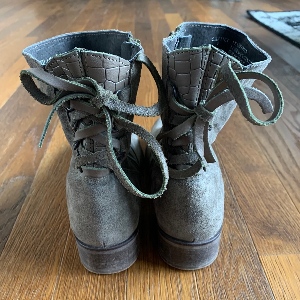 Steve Madden Suede Calumet Ankle Bootie